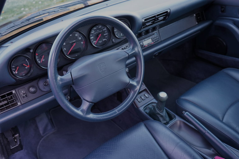 Porsche 993 Carrera 4