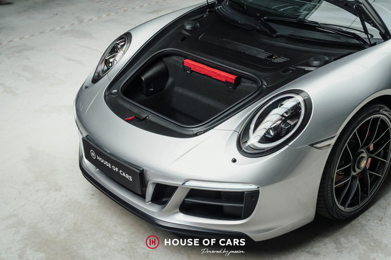 Porsche 991.2 Carrera GTS