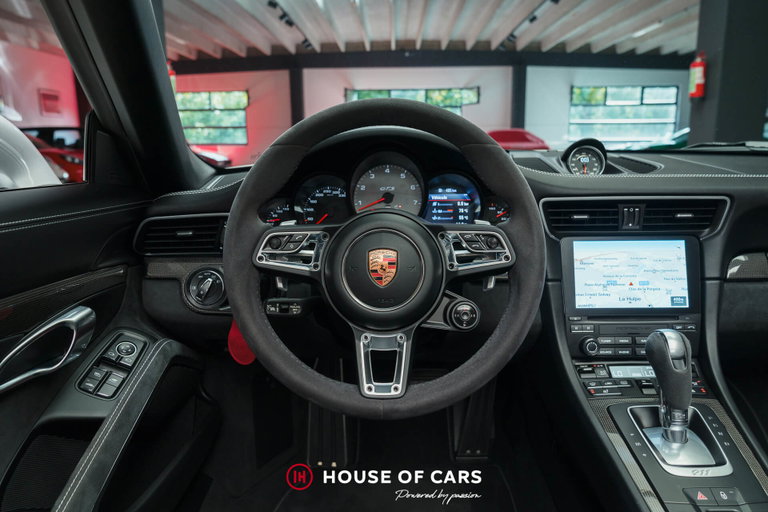 Porsche 991.2 Carrera GTS