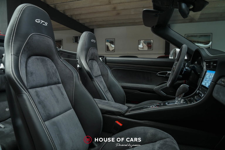 Porsche 991.2 Carrera GTS
