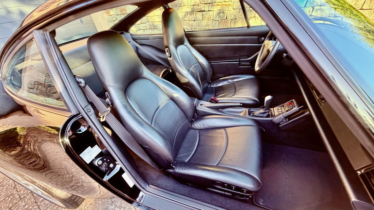 Porsche 993 Carrera