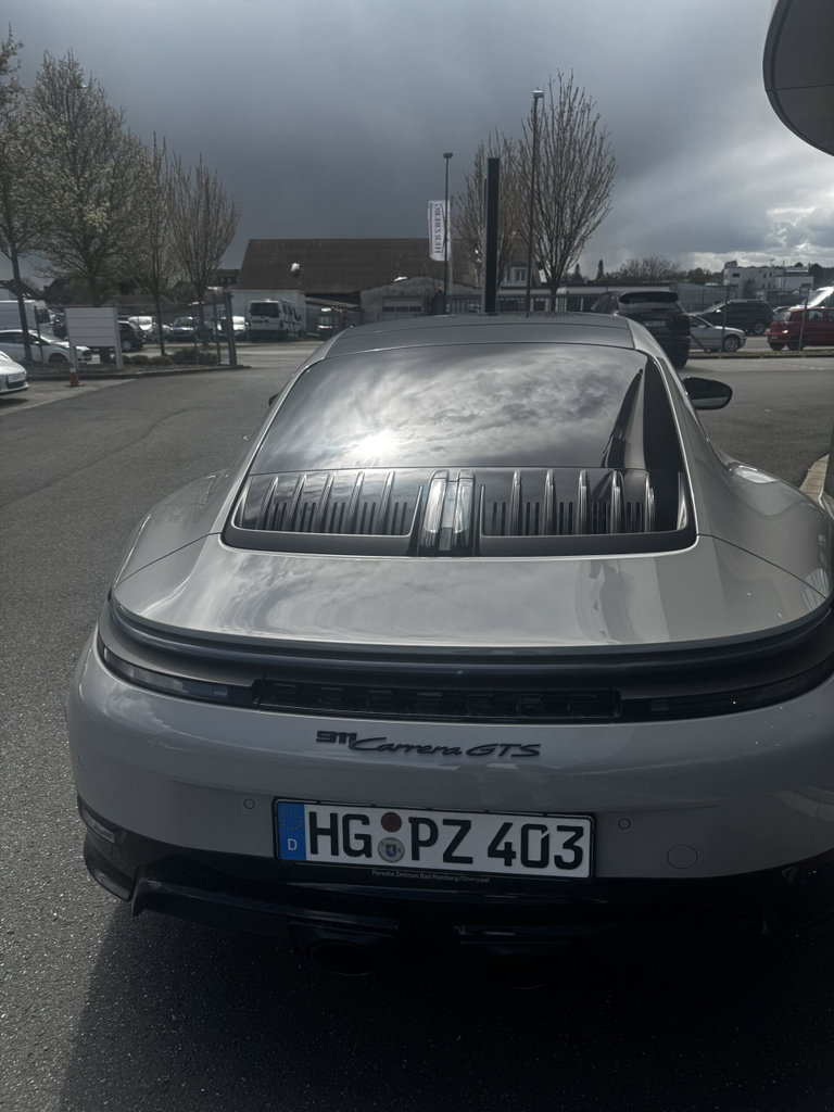 Porsche 992.2 Carrera GTS