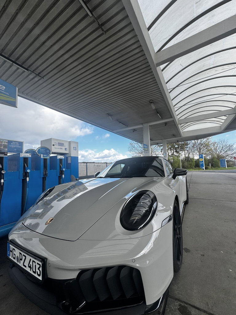 Porsche 992.2 Carrera GTS