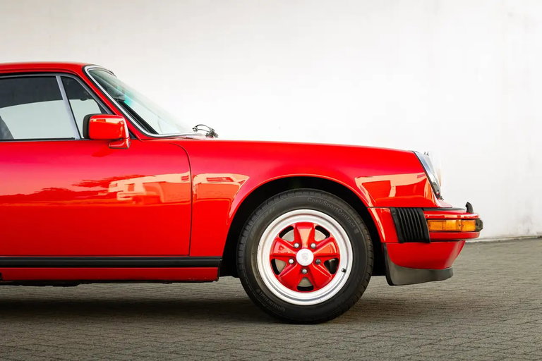 Porsche 911 SC