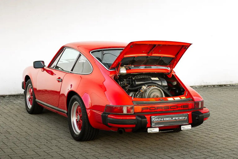 Porsche 911 SC