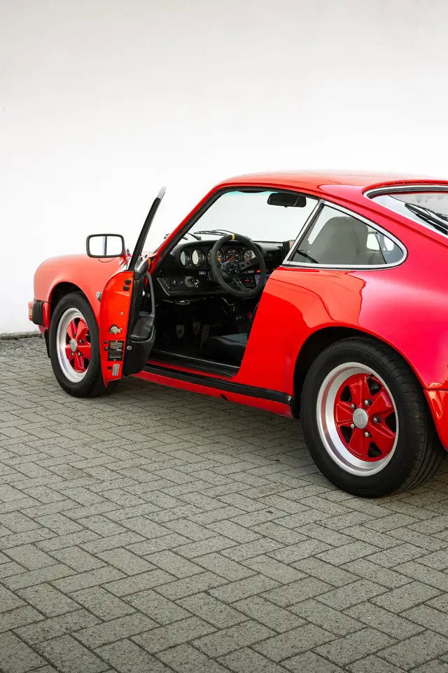 Porsche 911 SC
