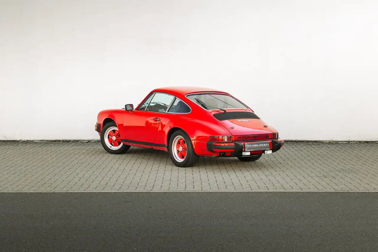 Porsche 911 SC