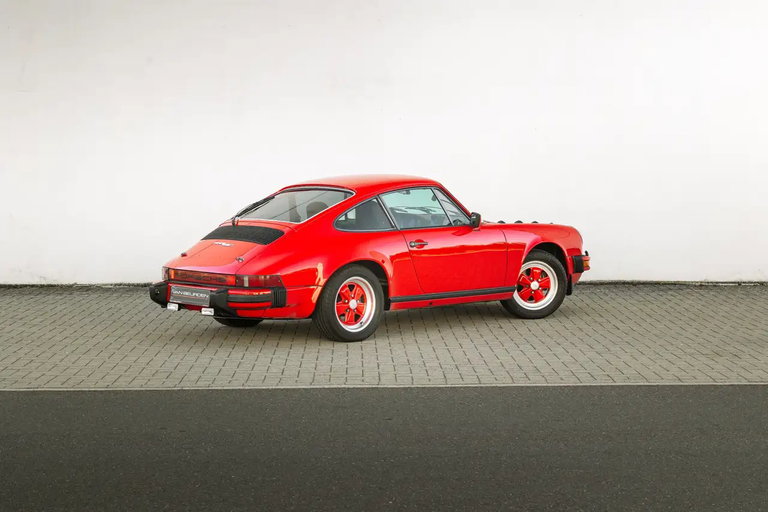 Porsche 911 SC