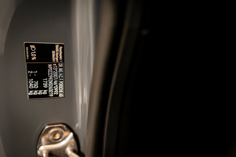 Porsche 992 GT3 Touring