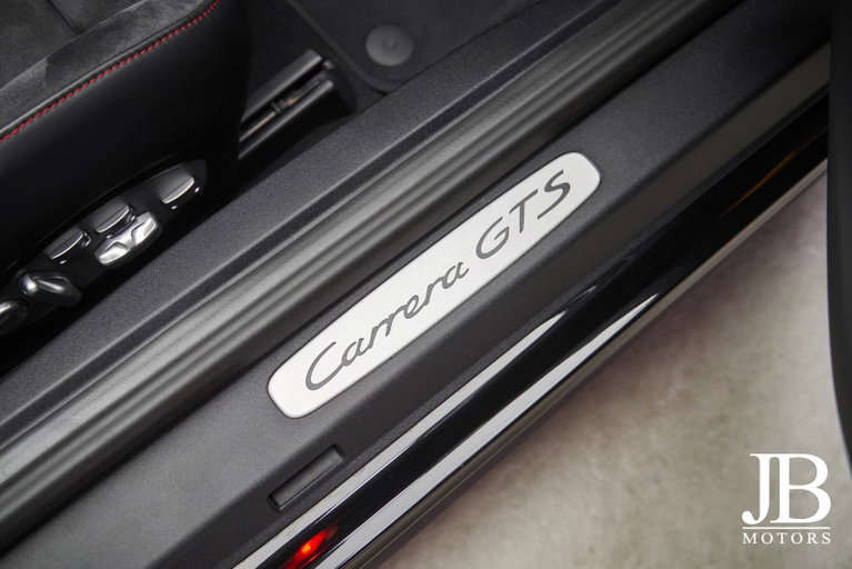Porsche 991.2 Carrera GTS