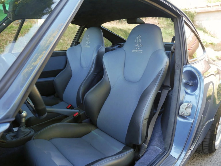 Porsche 964 Carrera 4