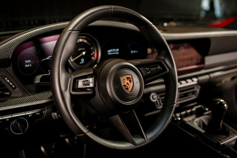 Porsche 992 GT3 Touring