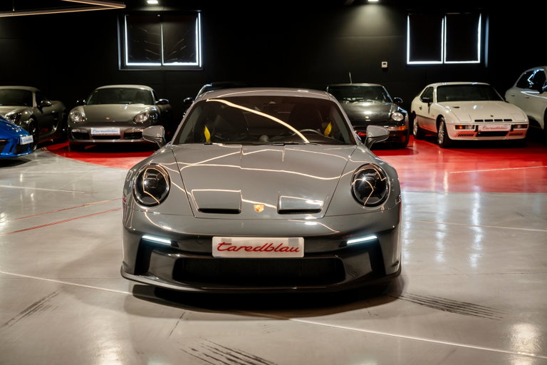 Porsche 992 GT3 Touring