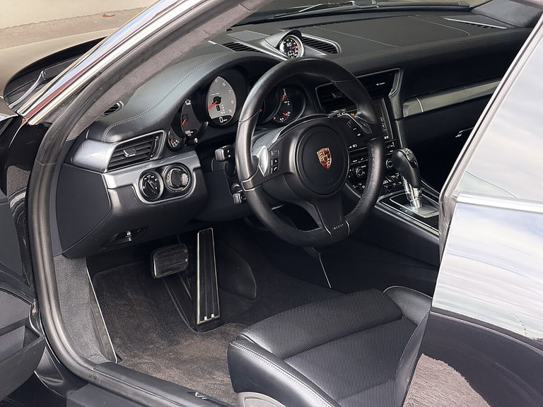 Porsche 991 Carrera 4S