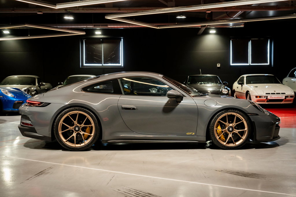 Porsche 992 GT3 Touring