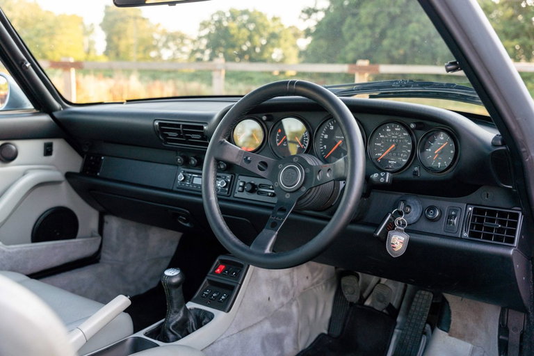 Porsche 993 Carrera 4