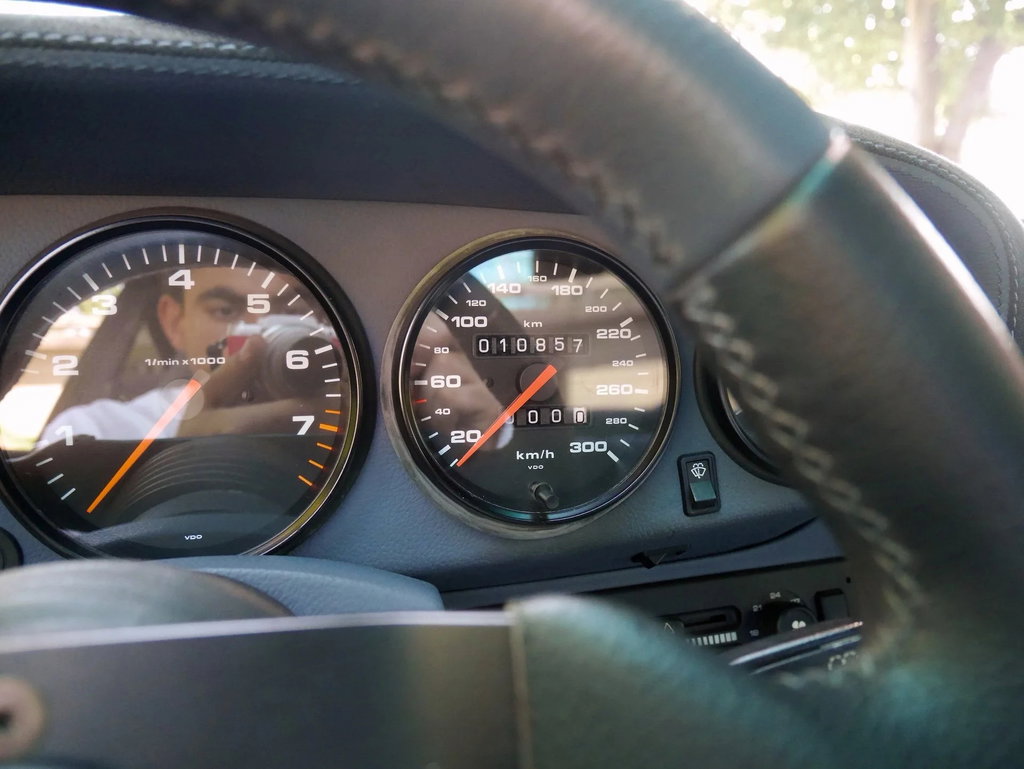 Porsche 964 Carrera 4