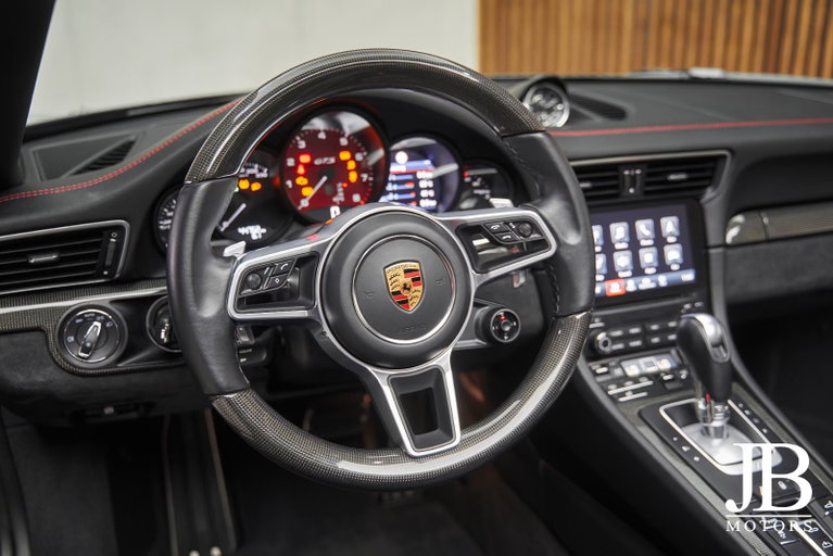 Porsche 991.2 Carrera GTS