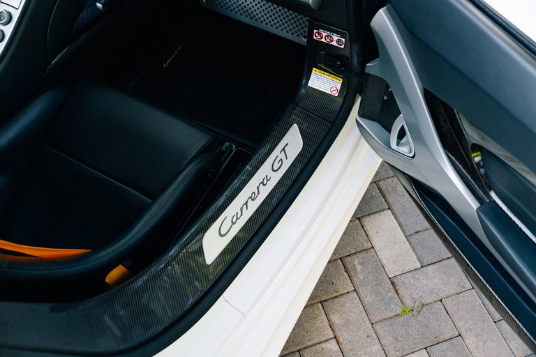 Porsche Carrera GT