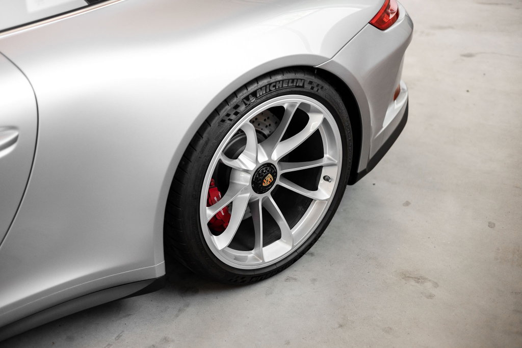 Porsche 991.2 GT3 Touring