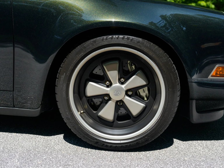 Porsche 911 Reimagined by Singer