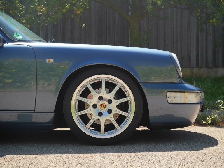 Porsche 964 Carrera 4
