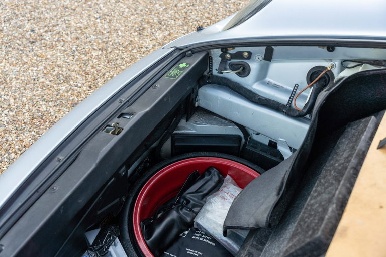 Porsche 993 Carrera 4