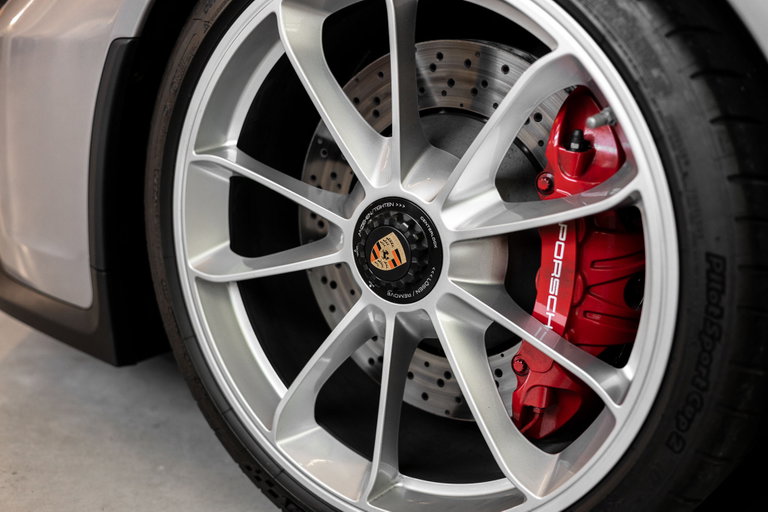Porsche 991.2 GT3 Touring