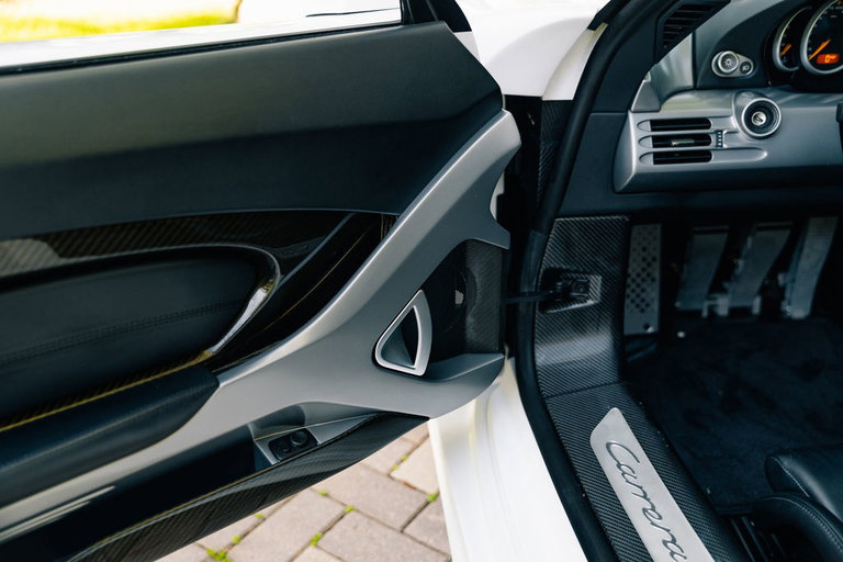 Porsche Carrera GT