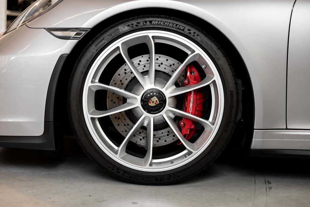 Porsche 991.2 GT3 Touring