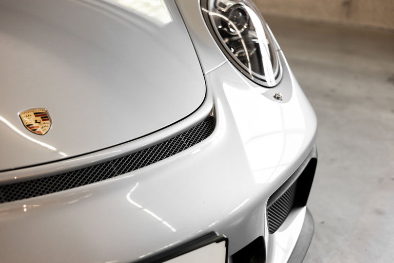 Porsche 991.2 GT3 Touring