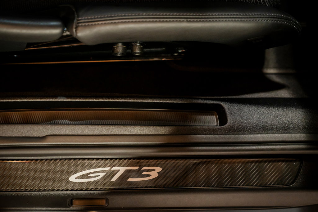 Porsche 992 GT3 Touring