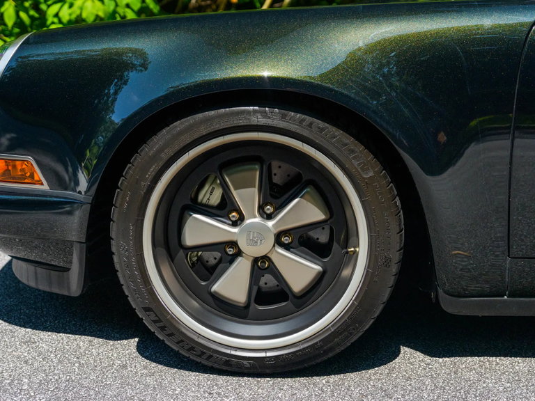 Porsche 911 Reimagined by Singer