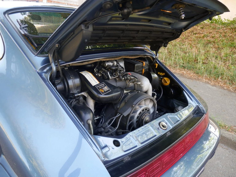 Porsche 964 Carrera 4