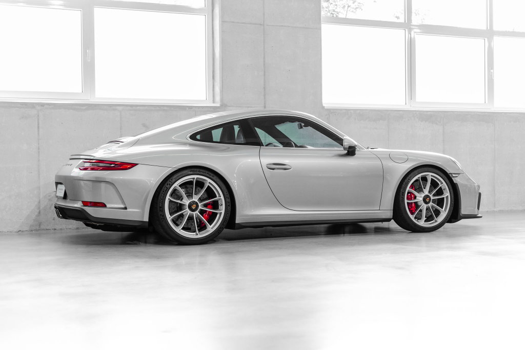 Porsche 991.2 GT3 Touring