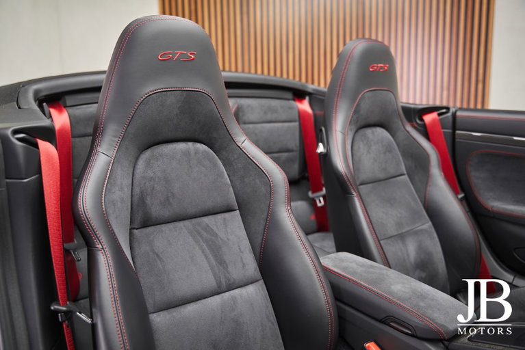 Porsche 991.2 Carrera GTS