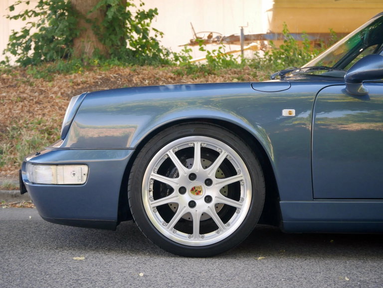 Porsche 964 Carrera 4