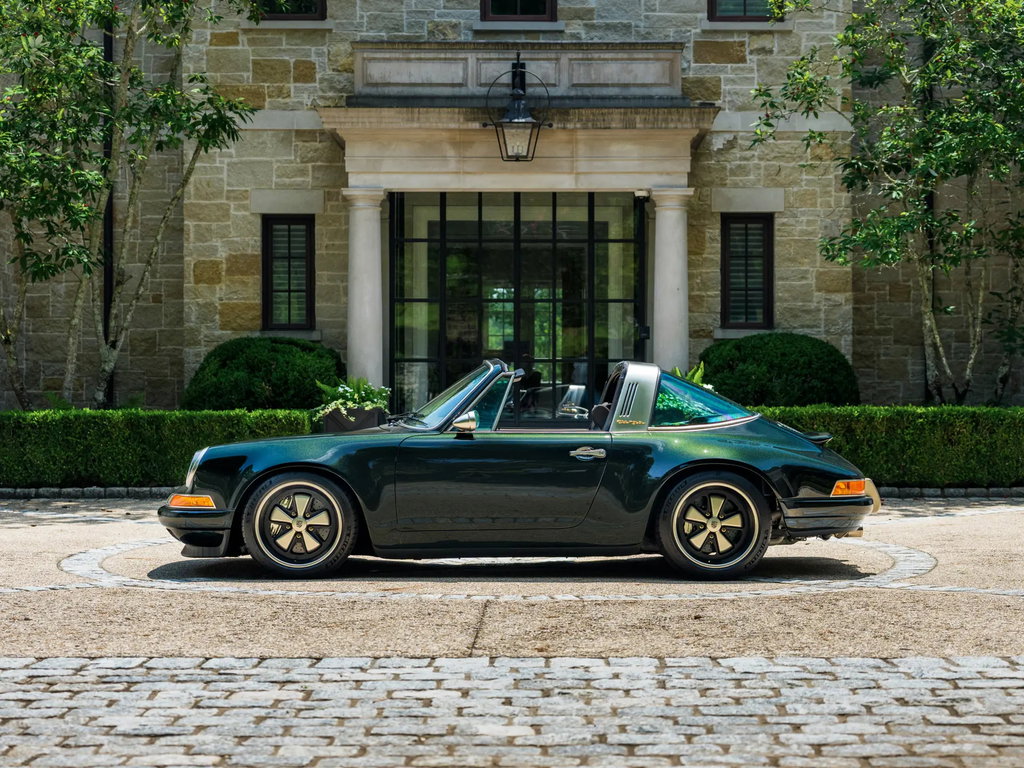 Porsche 911 Reimagined by Singer