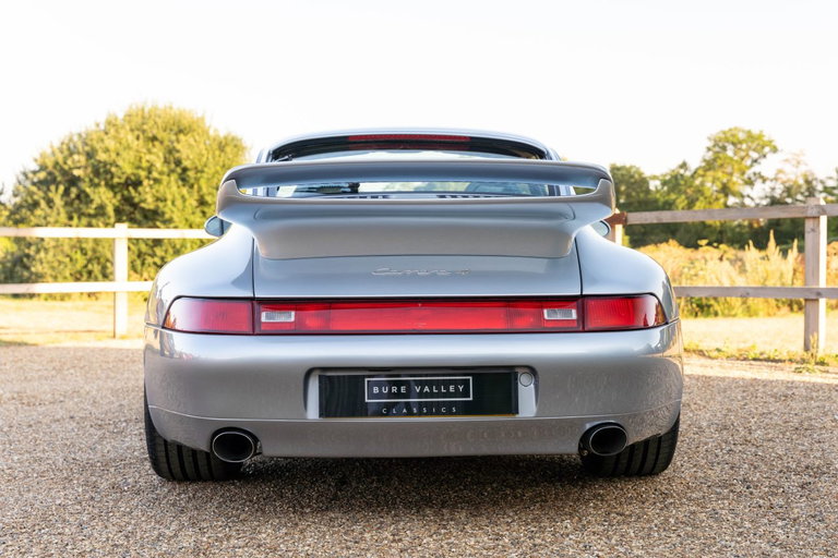 Porsche 993 Carrera 4