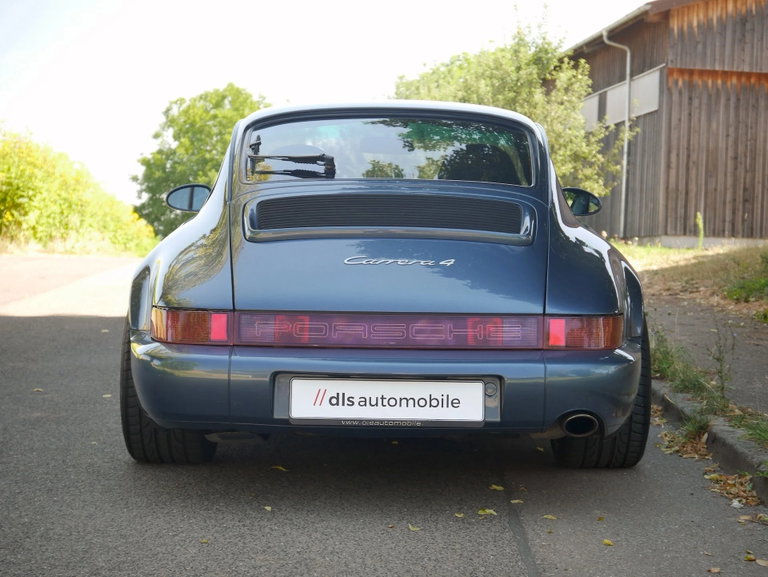 Porsche 964 Carrera 4
