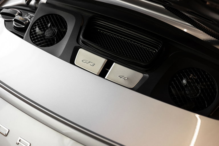 Porsche 991.2 GT3 Touring