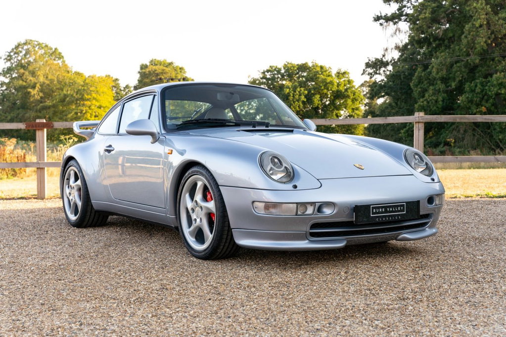 Porsche 993 Carrera 4