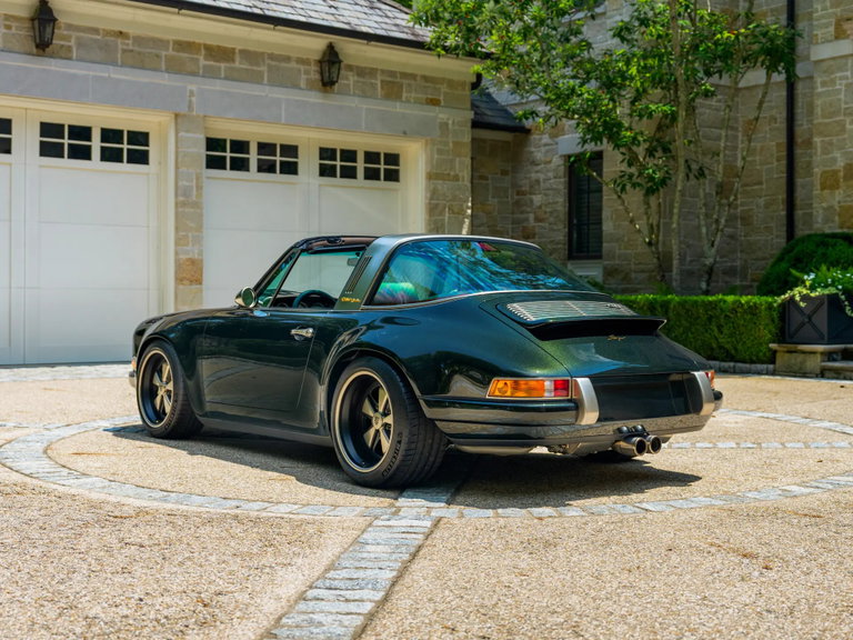 Porsche 911 Reimagined by Singer
