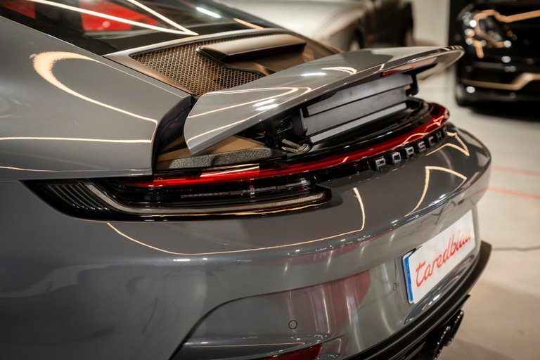 Porsche 992 GT3 Touring