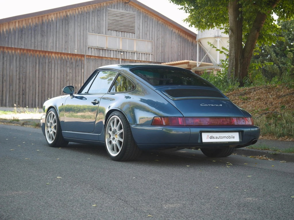 Porsche 964 Carrera 4