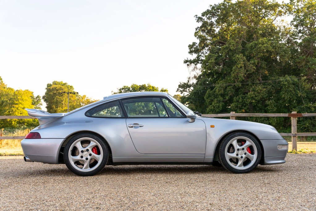 Porsche 993 Carrera 4