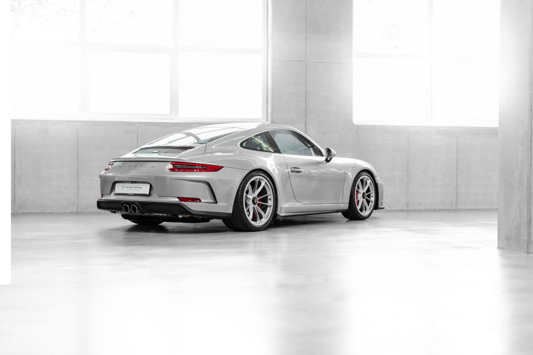Porsche 991.2 GT3 Touring