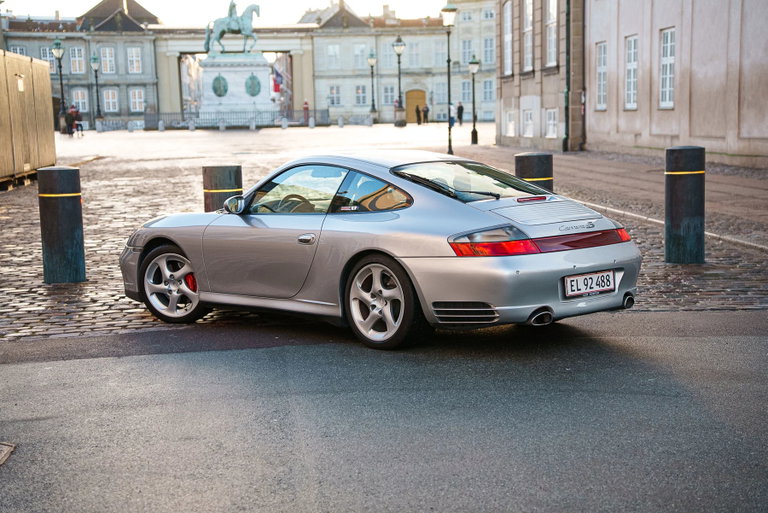 Porsche 996.2 Carrera 4S