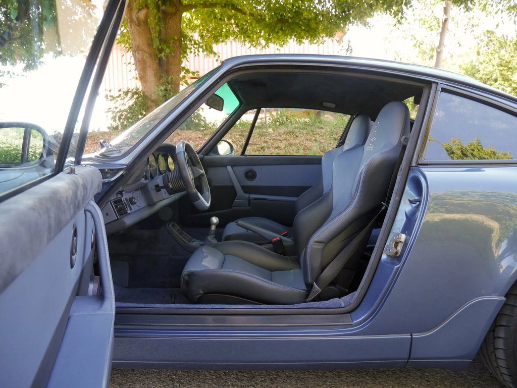 Porsche 964 Carrera 4