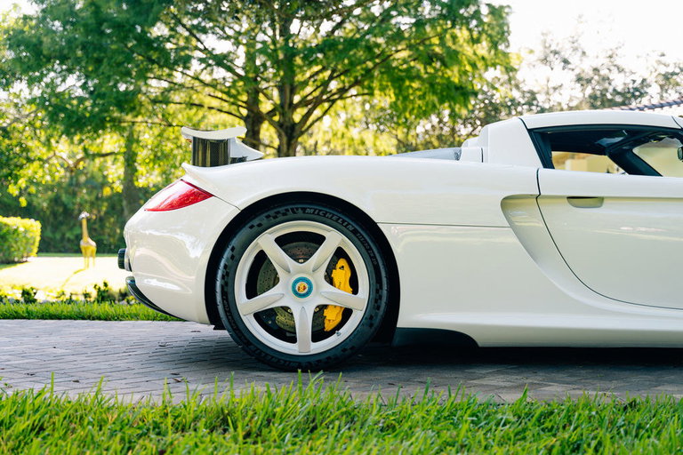 Porsche Carrera GT